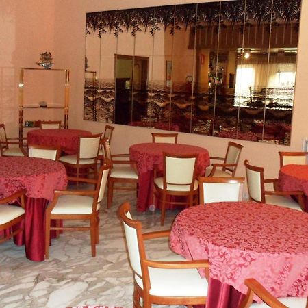 Hotel Reali Кианчано Терме Екстериор снимка