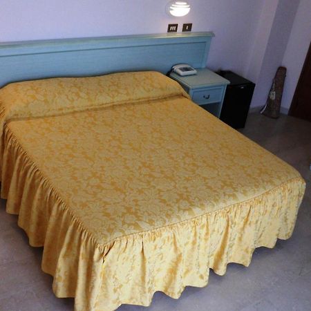 Hotel Reali Кианчано Терме Екстериор снимка