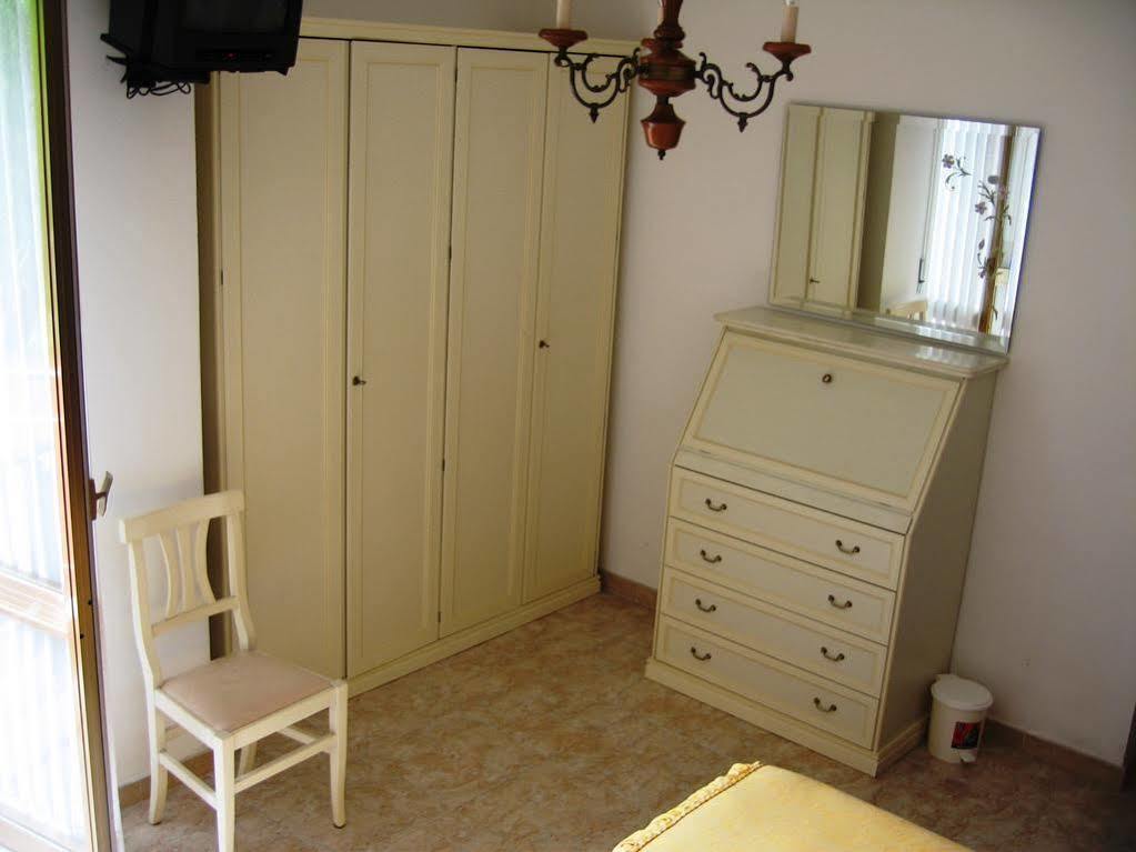 Hotel Reali Кианчано Терме Екстериор снимка
